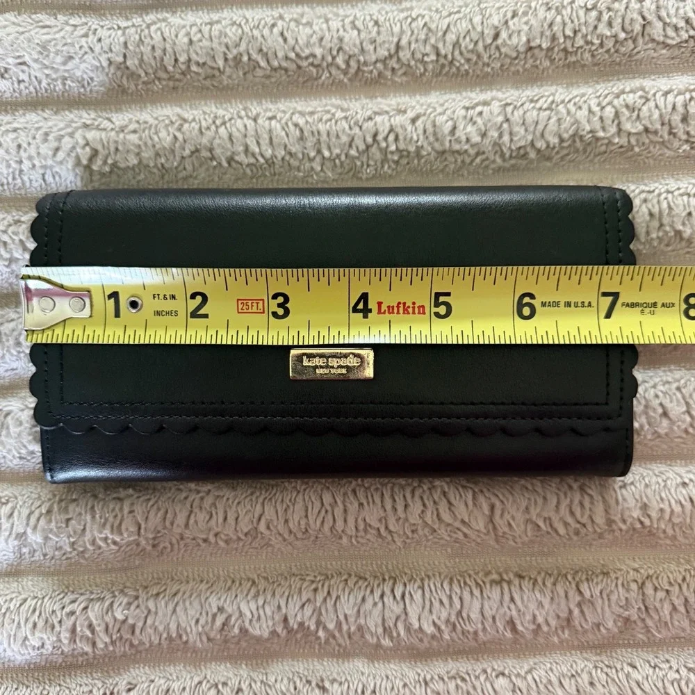 Kate Spade Black Scalloped Leather Continental Wallet Snap Closure Gold Logo
